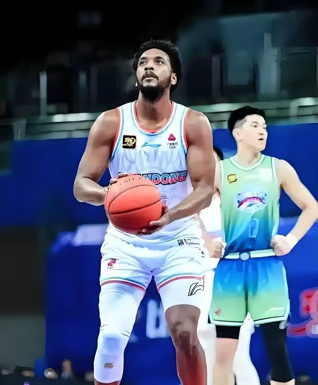 关于转会期体能课后，北京首钢再遭质疑备战NBA常规赛，管理层满意，年轻球员得到机会的信息