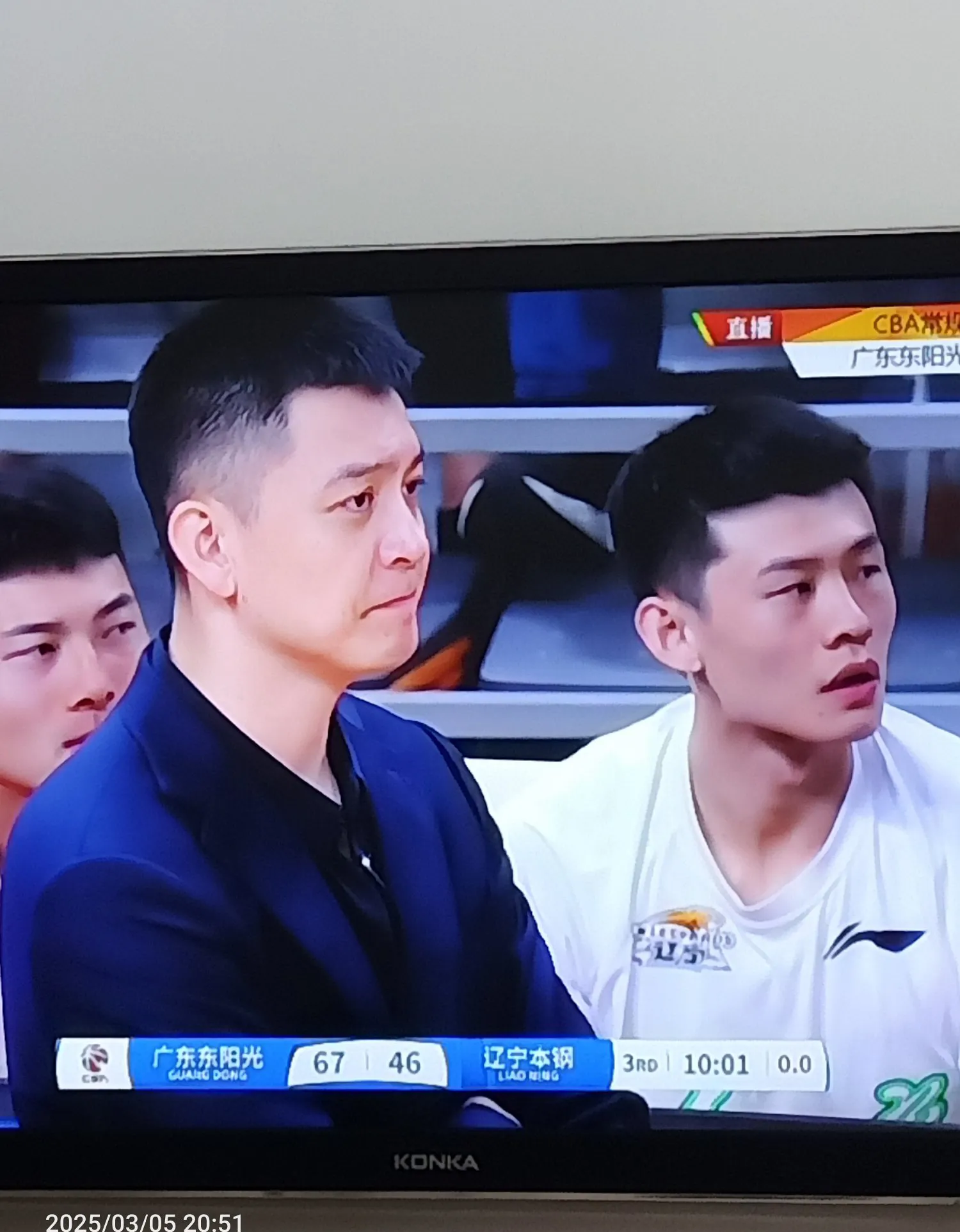 包含CBA季后赛今夜再迎强敌，犹他爵士造点机会，主帅态度：媒体盛赞，心理建设被强调的词条
